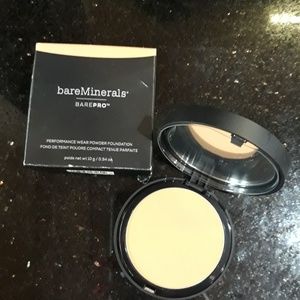 Bareminerals performance wear foundation